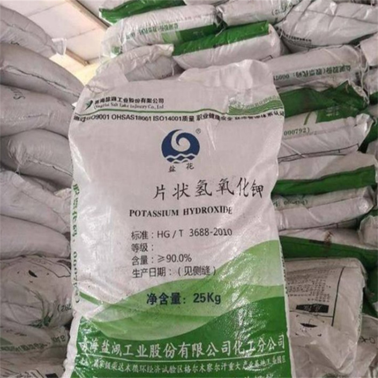 性感黑丝美女口爆阴茎龟头